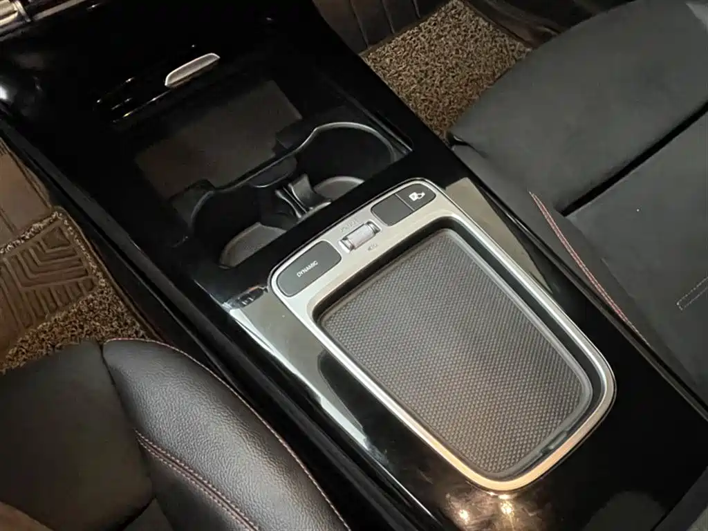 Mercedes-Benz A-Class 2025 2025 A 200 L Fashion Edition