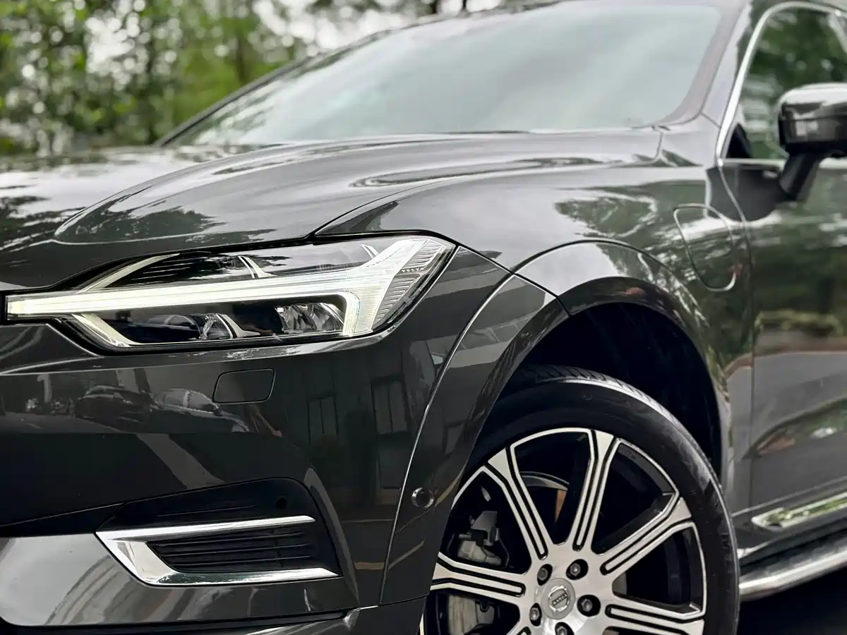 Volvo XC60 Plug-in Hybrid 2019 T8 Twin Engine Excellence Luxury (China VI) фото 5