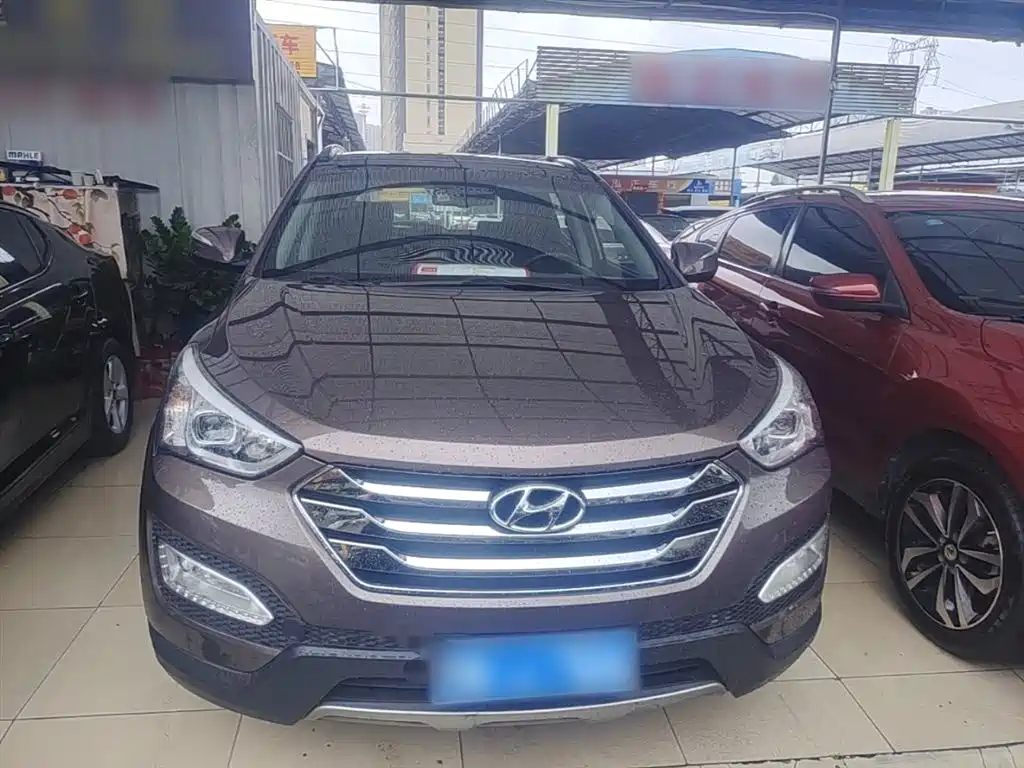Hyundai Santa Fe 2013 Model 2.4L Automatic 2WD Smart фото 3