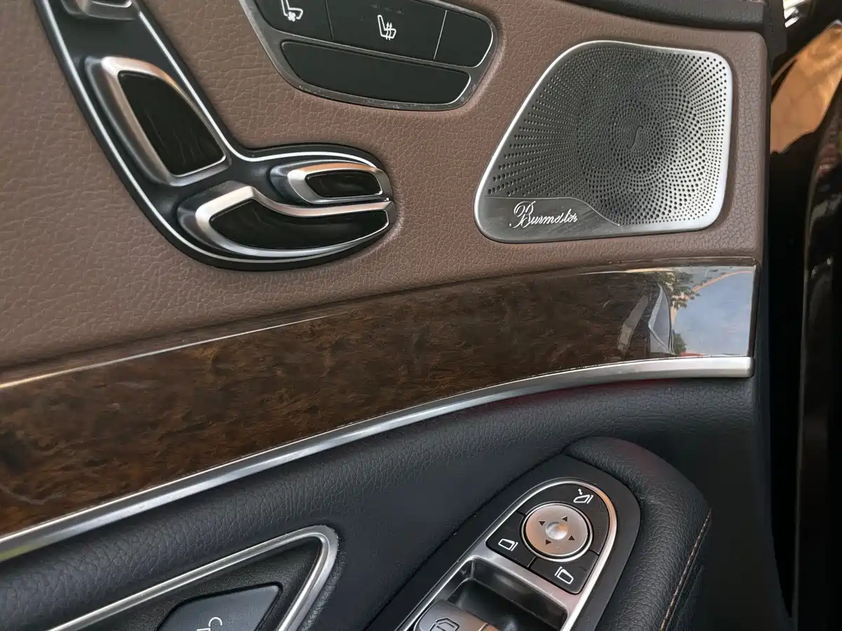 Фото 11 - Mercedes-Benz S-Class