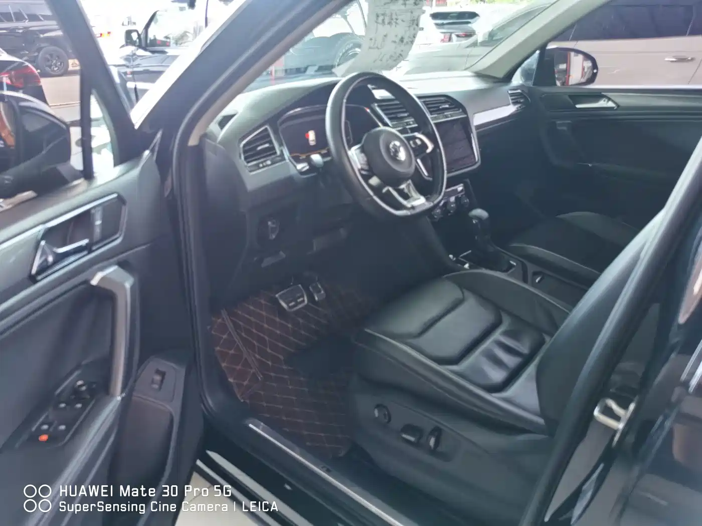 Фото 5 - Volkswagen Tiguan L