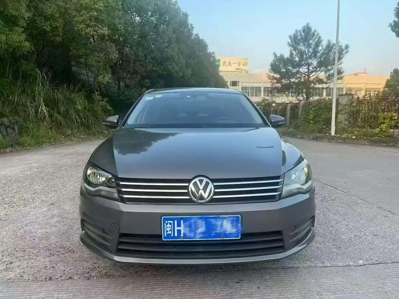 Volkswagen Bora 2013 1.6L Automatic Comfort Model фото 2