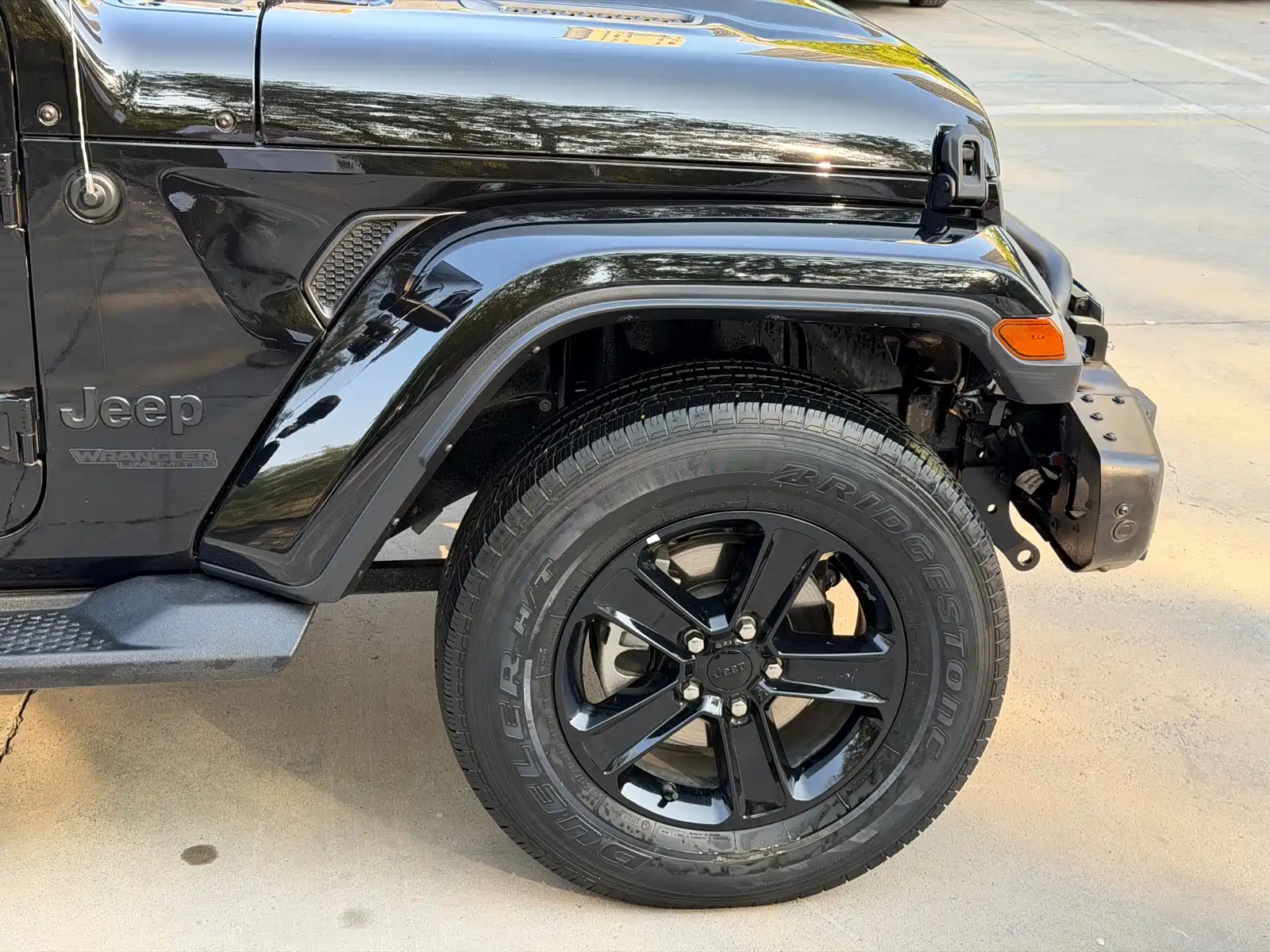 Фото 9 - Jeep Wrangler