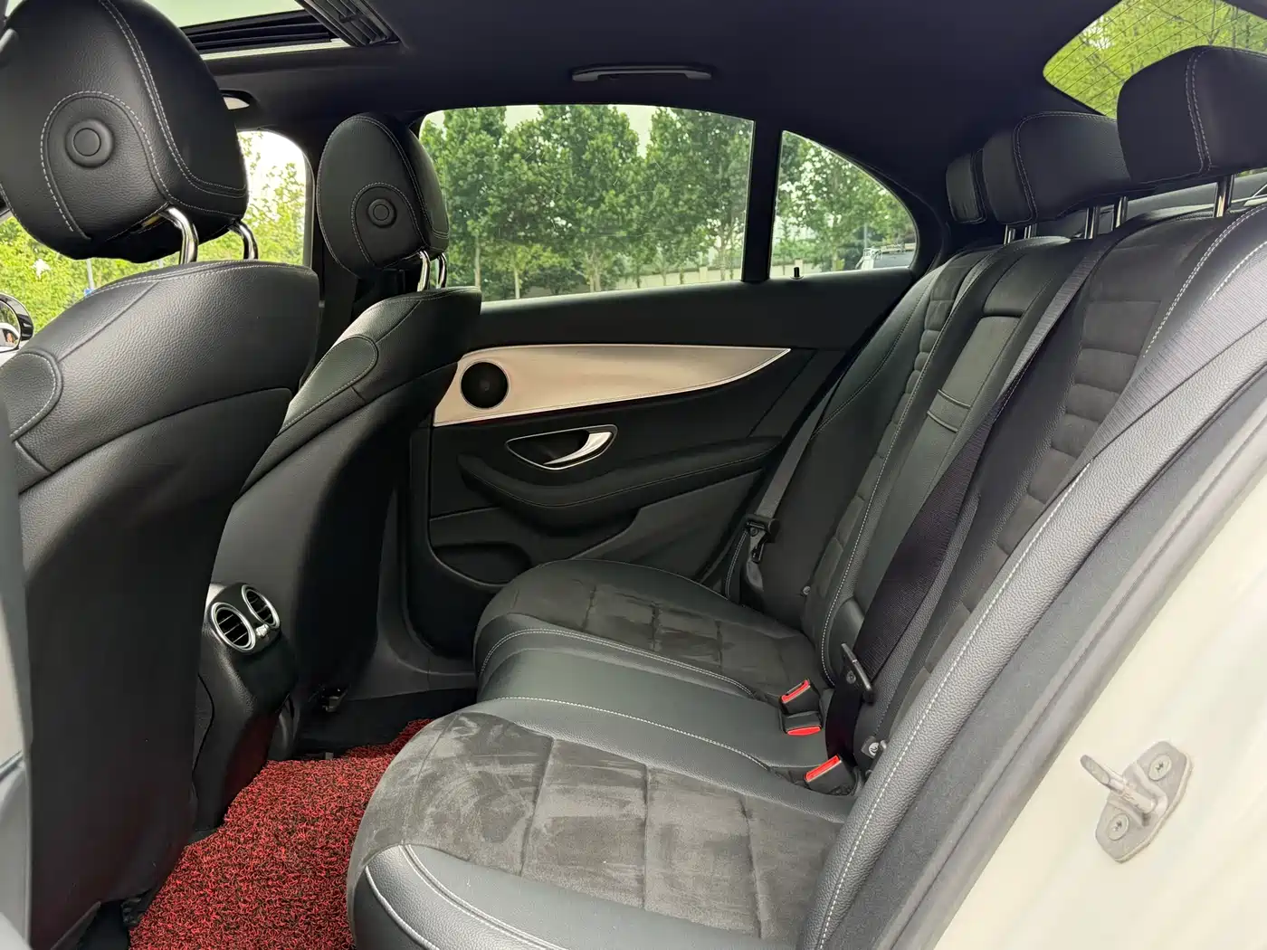 Mercedes-Benz E-Class 2017 E 200 Sport фото 8