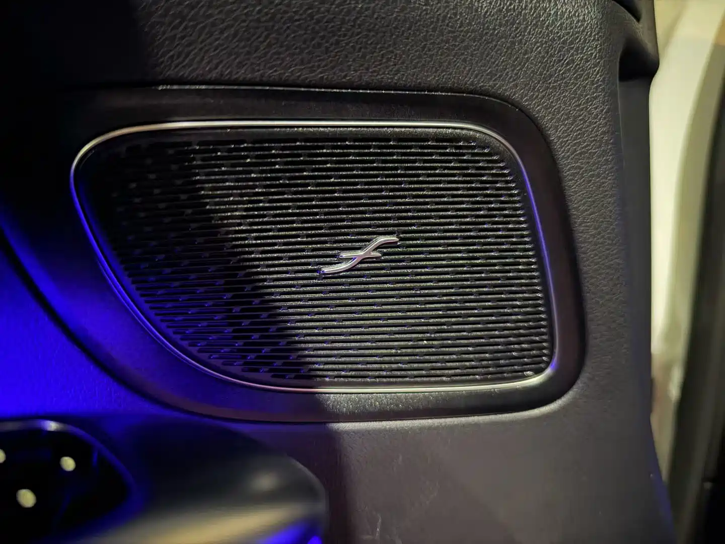 Фото 7 - Mercedes-Benz C-Class
