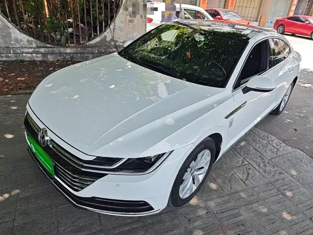Volkswagen FAW-Volkswagen CC 2019 330TSI Elegance Edition China VI фото 2