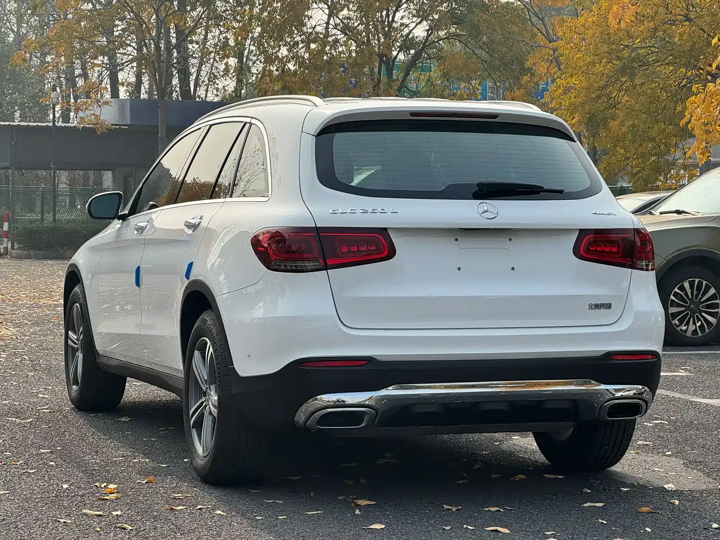 MERCEDES-BENZ GLC