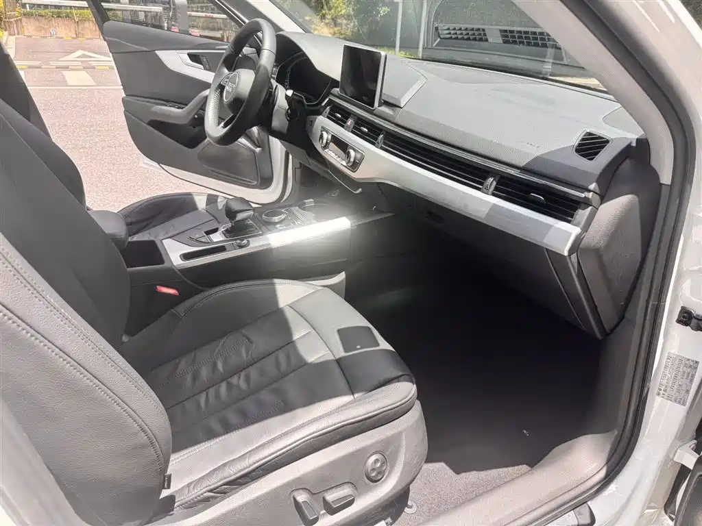 Audi A4L 2019 40 TFSI Fashion (China V) фото 4