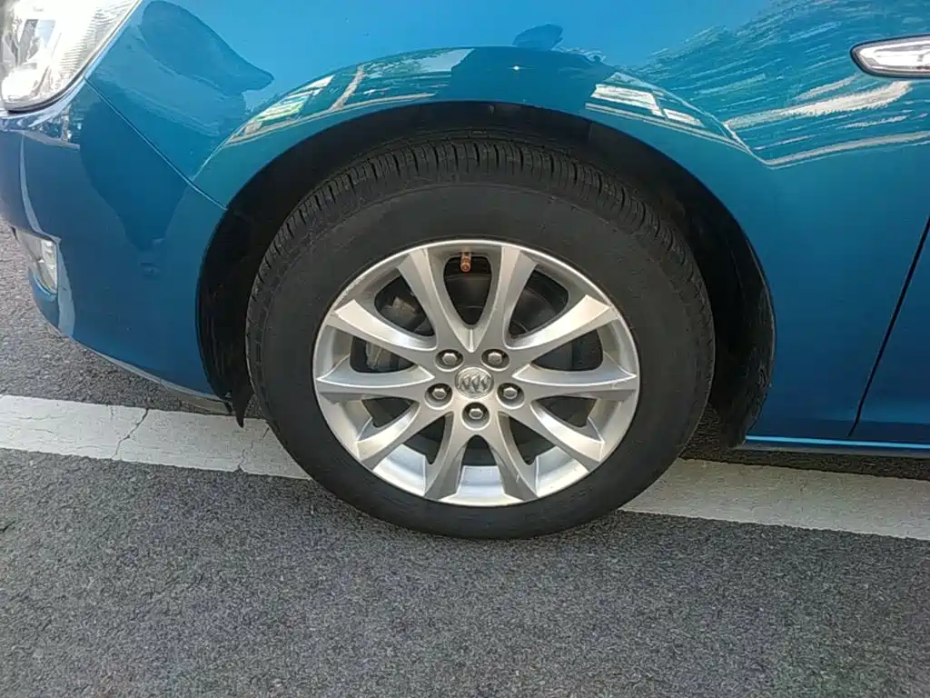 Фото 23 - Buick Excelle