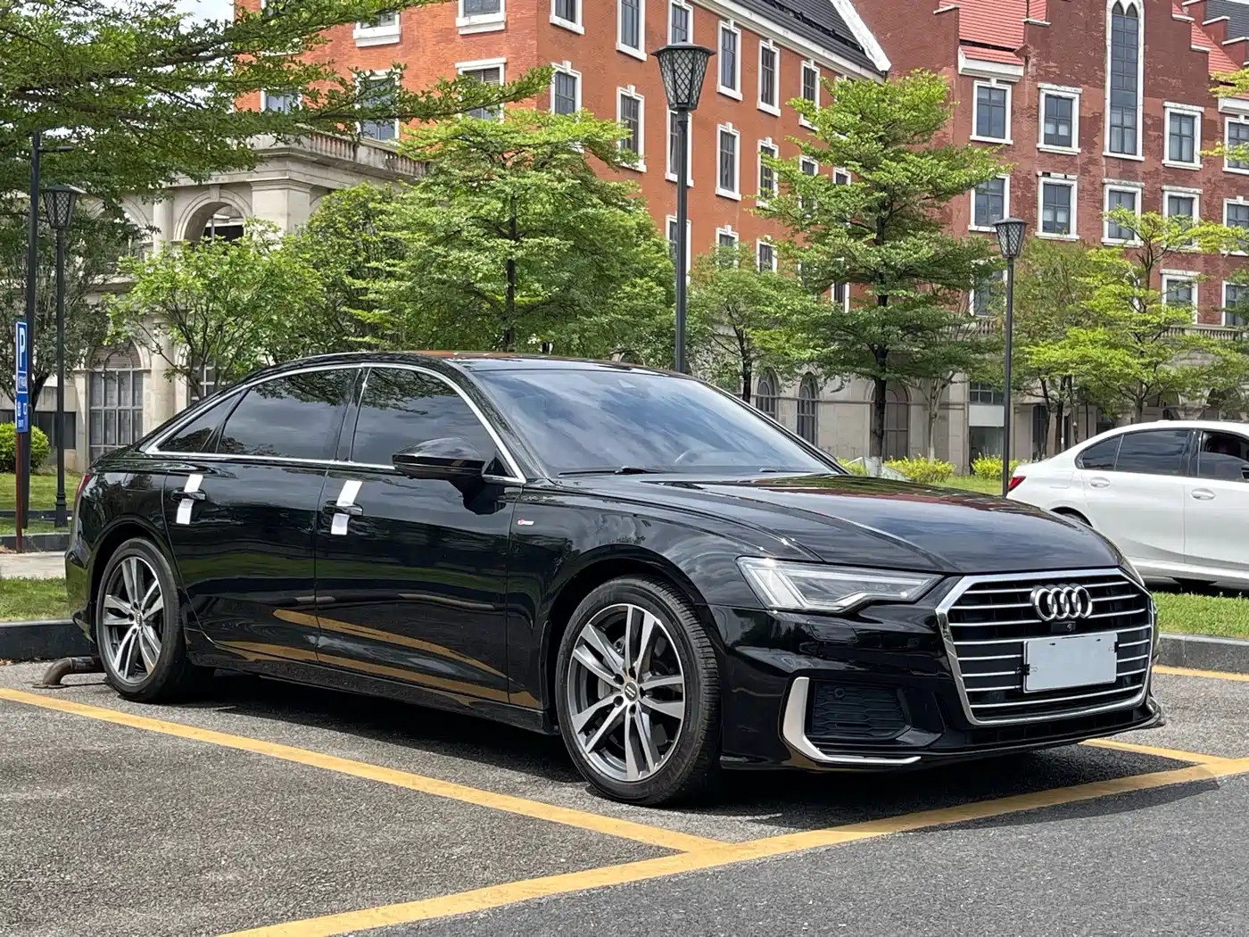 Audi A6L 2019 45 TFSI Premium Dynamic фото 3