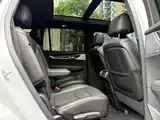 Photo 13 - Cadillac XT6