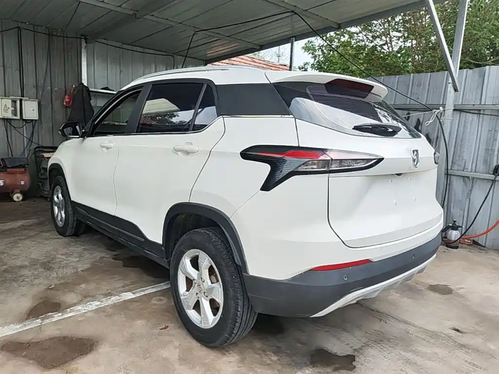 Baojun 510 2019 2019 1.5L CVT Joy Edition China VI
