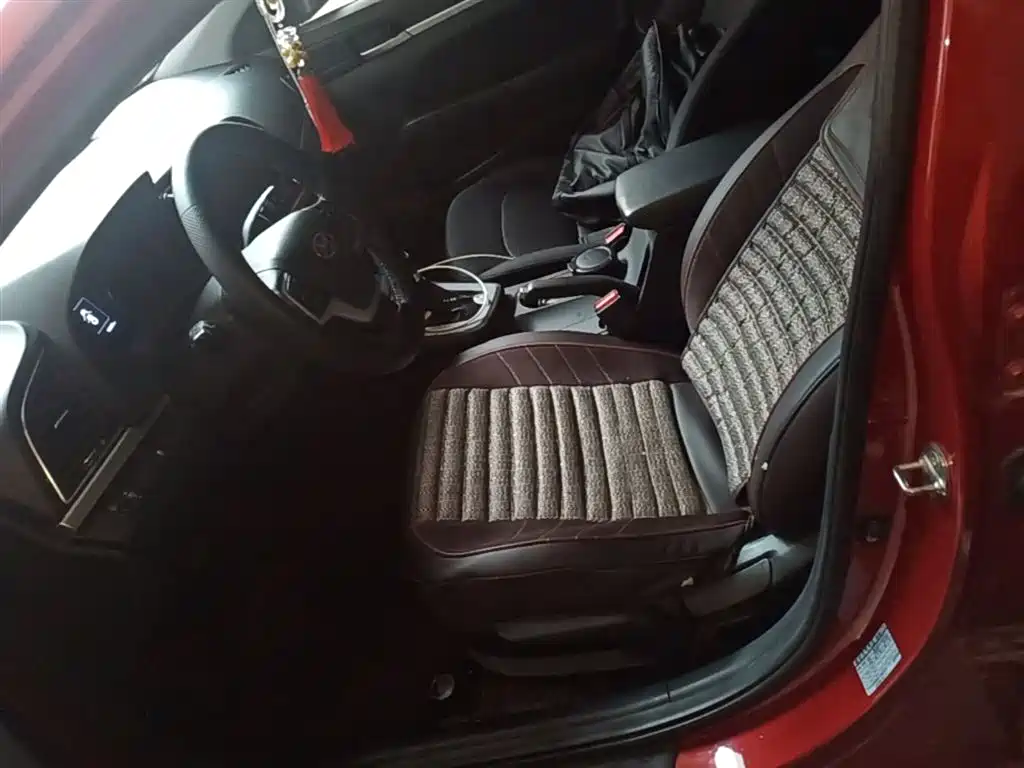 Hyundai Elantra 2016 Model 1.6L Automatic Smart Elite фото 15