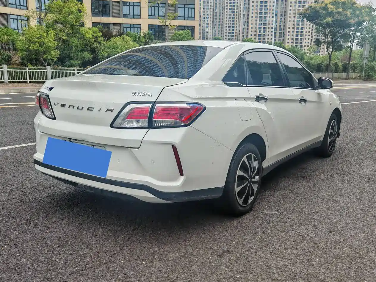 Venucia D60EV 2020 2020 Standard Range Comfort Edition