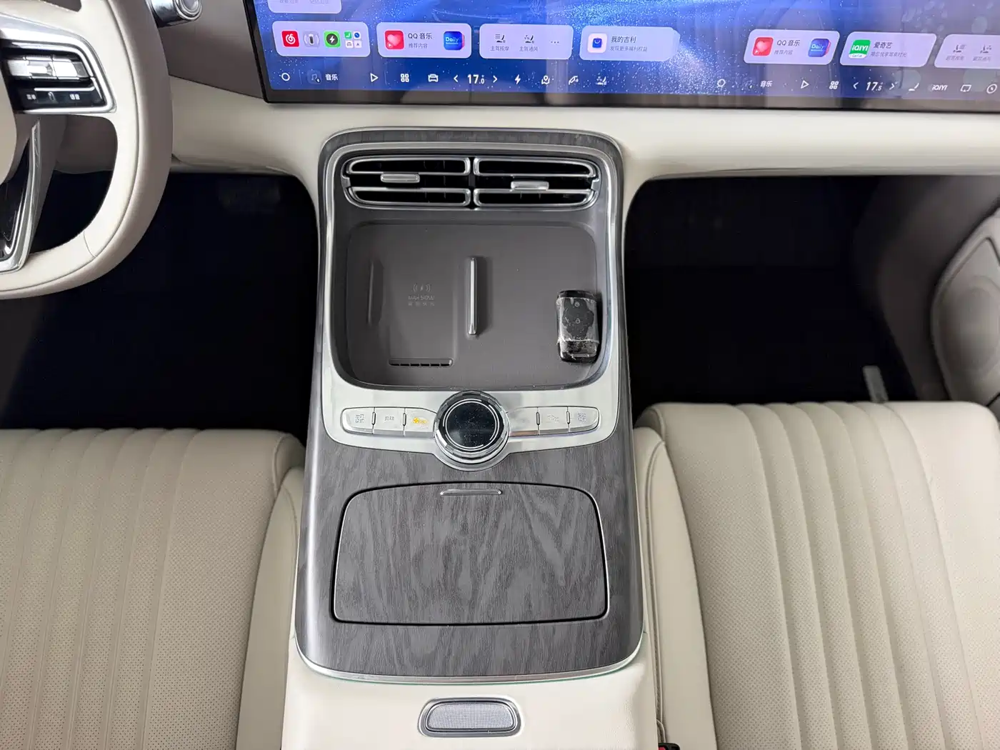 Geely Galaxy Galaxy M9 2025 Model 230km 2WD Explorer+ Edition фото 18