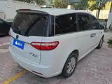 Фото 3 - Luxgen Luxgen7 MPV