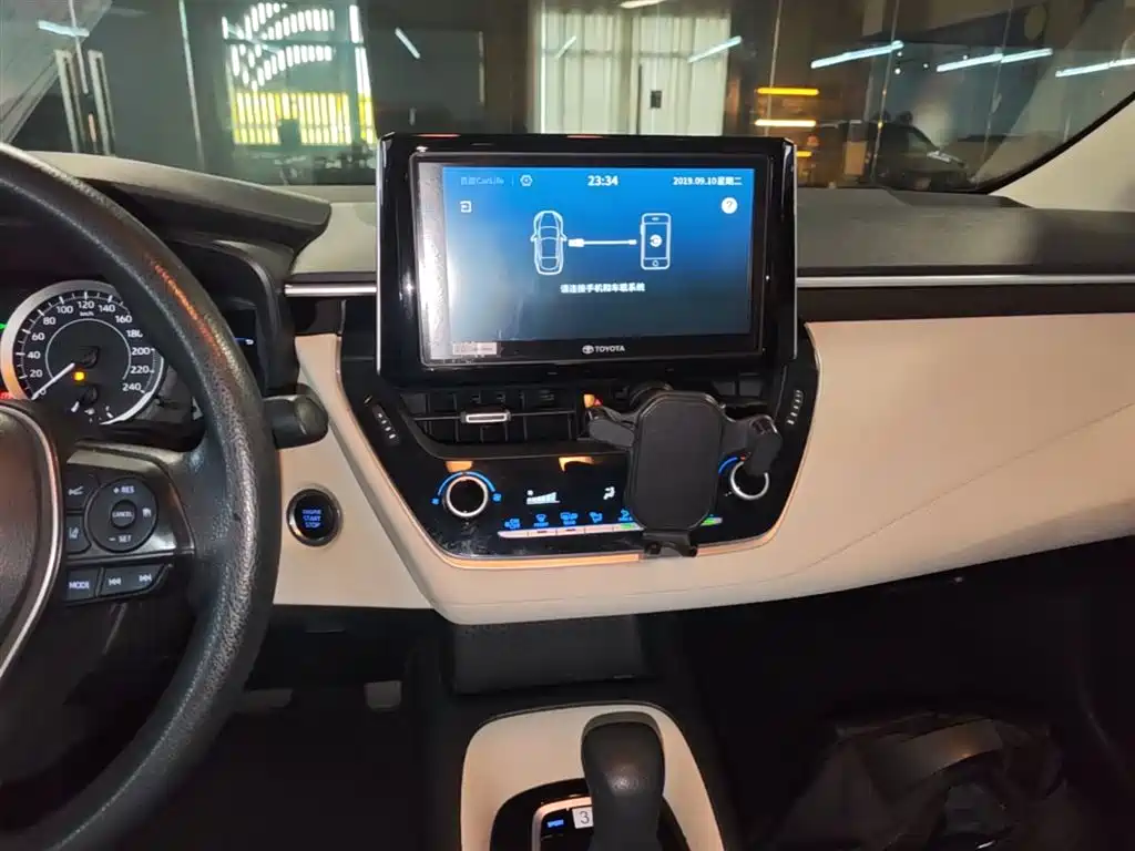Toyota Corolla 2019 1.2T S-CVT GL-i Elite Edition фото 13