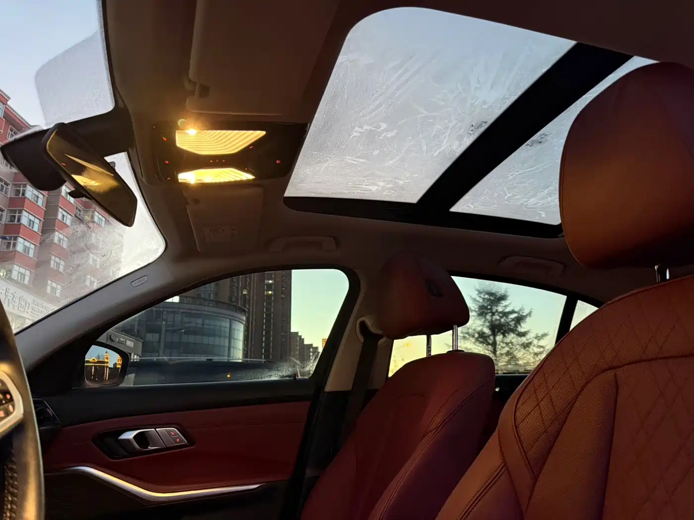 BMW 3 Series 2022 320Li M Sport Package фото 9