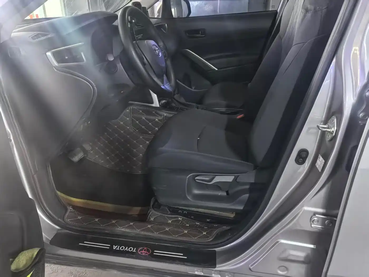 Toyota Corolla Cross 2024 2.0L Flagship Edition фото 7
