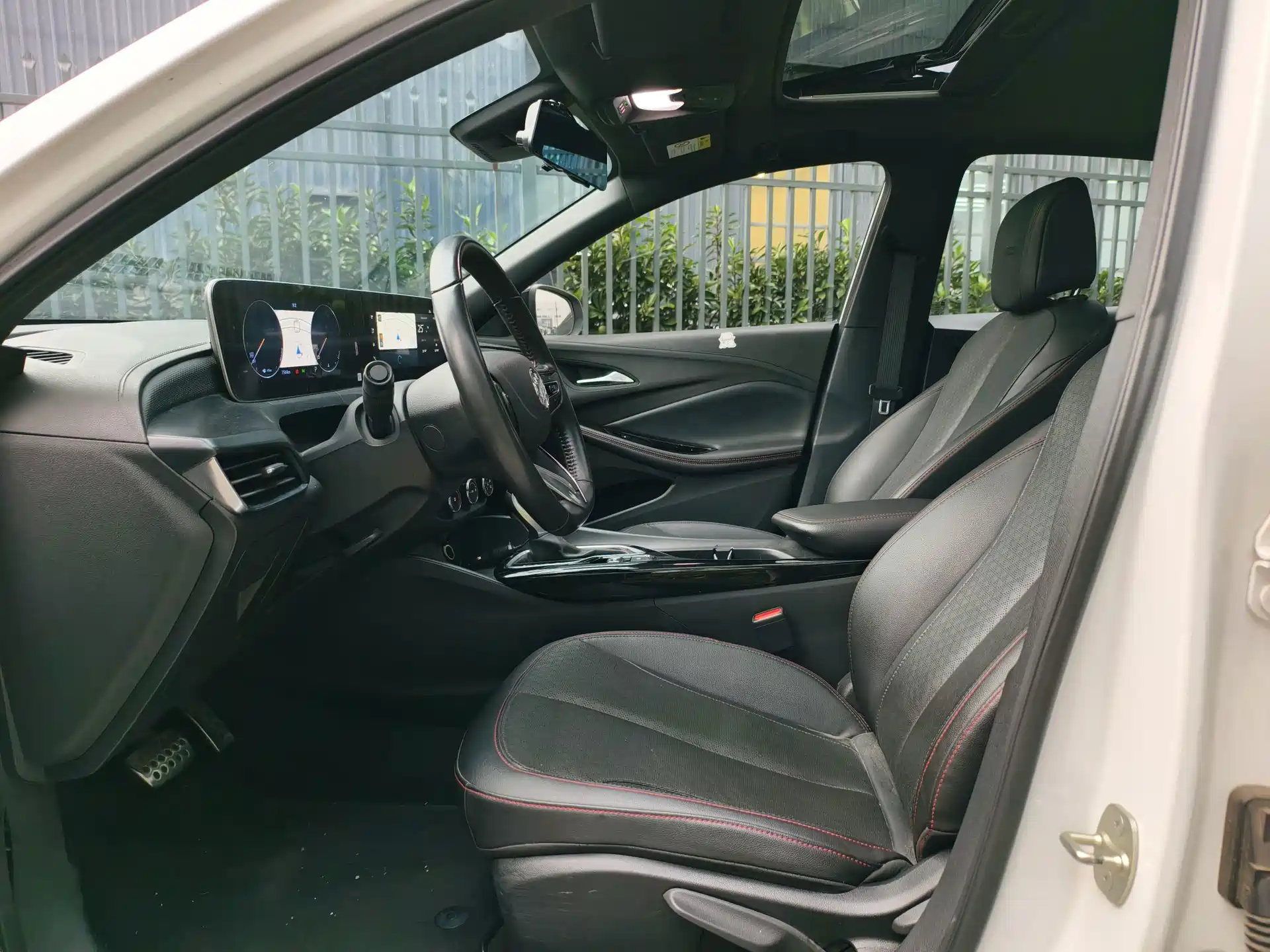 Фото 17 - Buick Verano