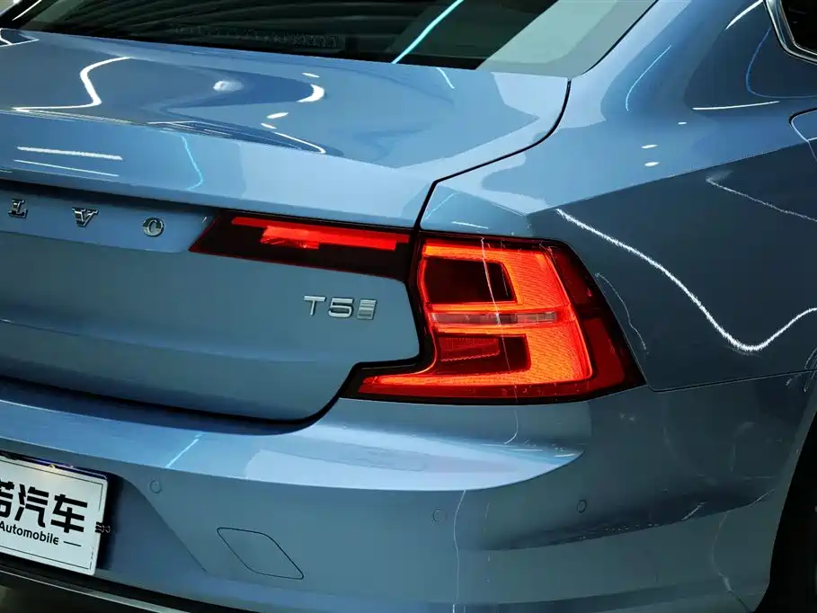 Volvo S90 2020 T5 Elegance Luxury Edition фото 14