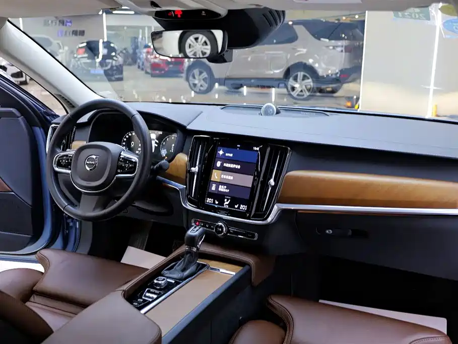 Volvo S90 2020 T5 Elegance Luxury Edition фото 18