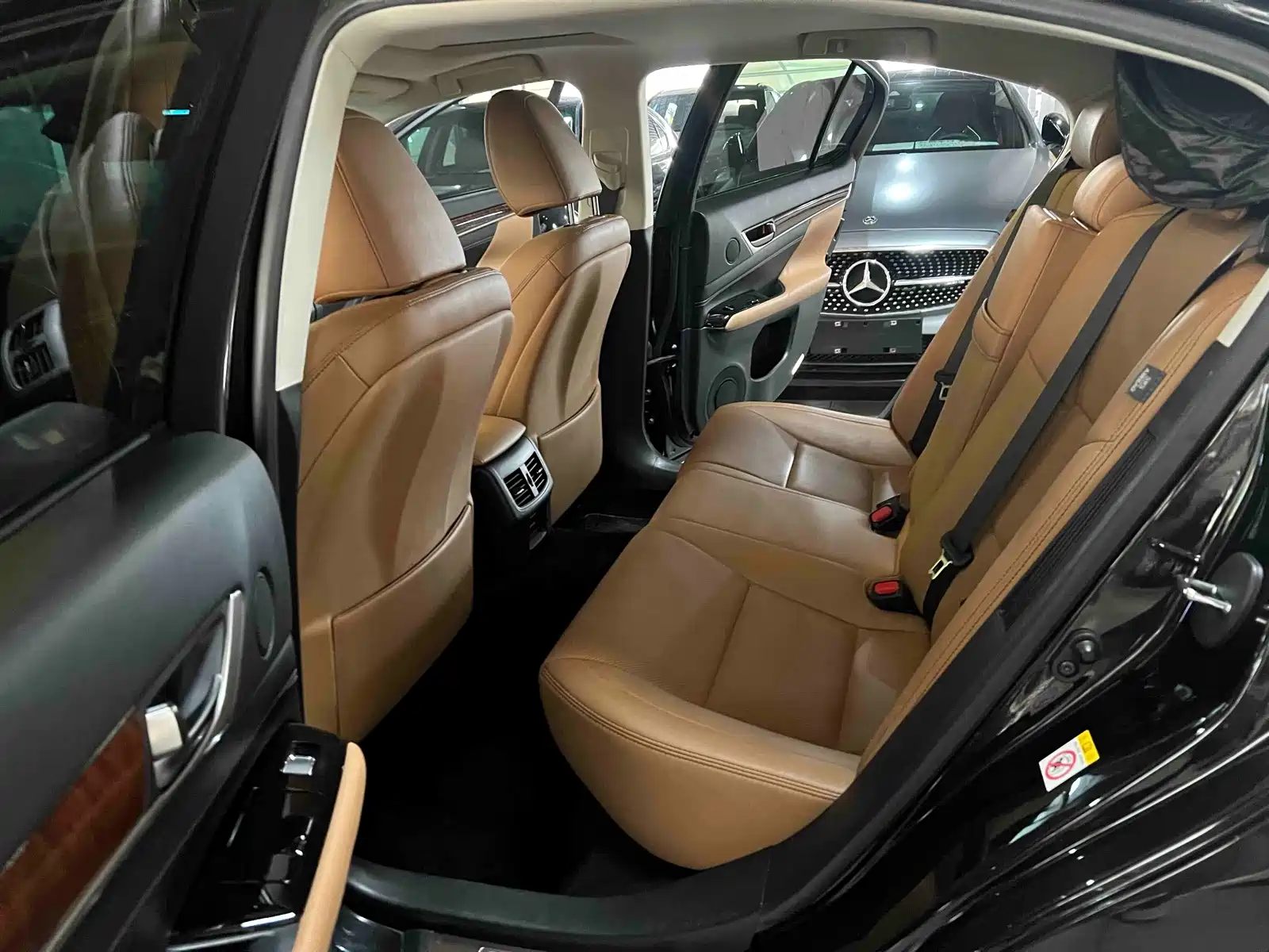 Фото 6 - Lexus GS