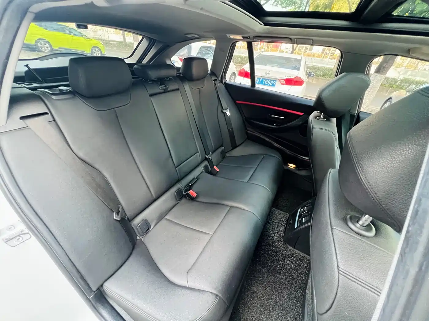 BMW 3 Series (Import) 2016 320i Fashion Wagon фото 18