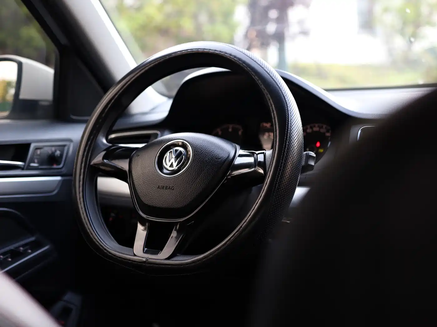 Volkswagen Lavida 2017 1.6L Automatic Trend Edition фото 19