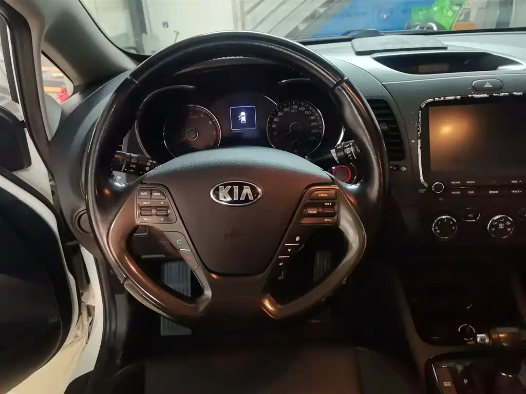 Kia K3 2016 1.6L Automatic DLX фото 7