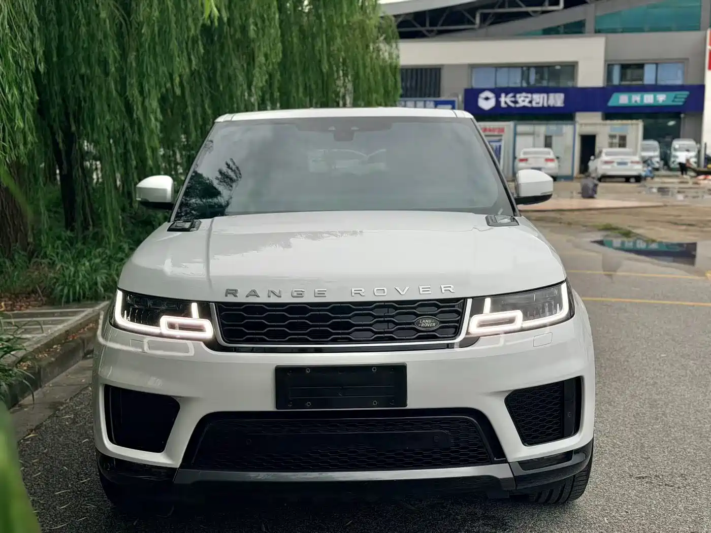Land Rover Range Rover Sport PHEV 2019 2018 Model P400e