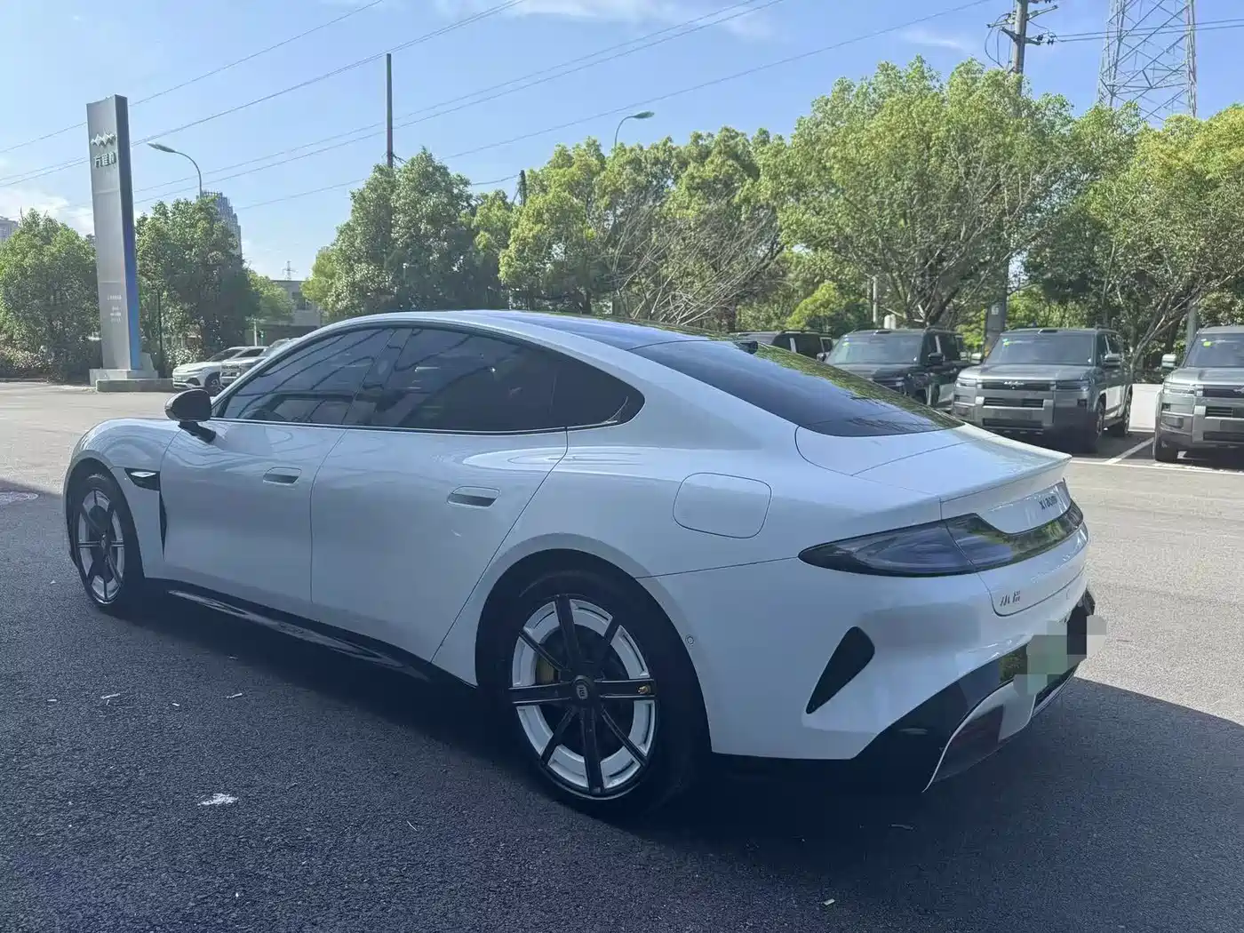 Xiaomi Auto Xiaomi SU7 2024 RWD Long Range Intelligent Driving Edition фото 13