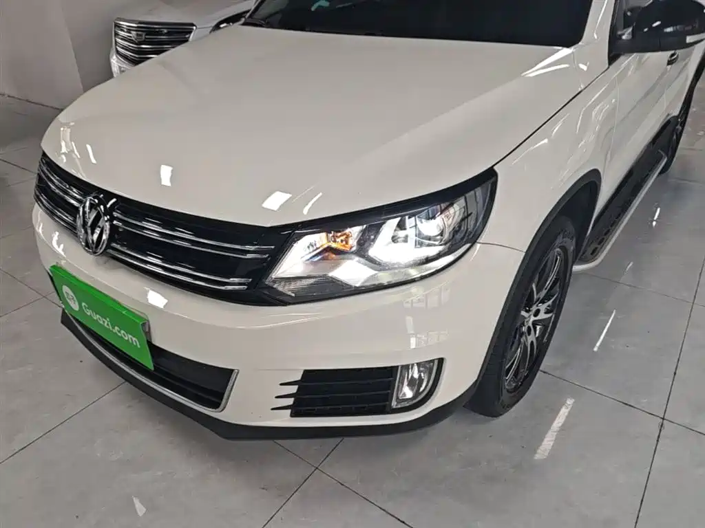 Volkswagen Tiguan 2015 1.8TSI Automatic 2WD Highline фото 24