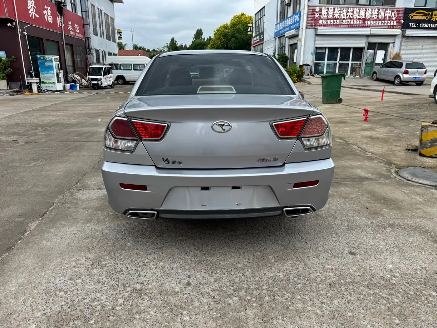 Soueast V3 Lingyue 2014 2014 1.5L Manual People's Edition