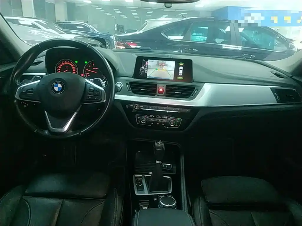 BMW 1 Series 2017 125i Sport фото 10