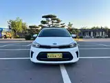Фото 2 - Kia Pegas