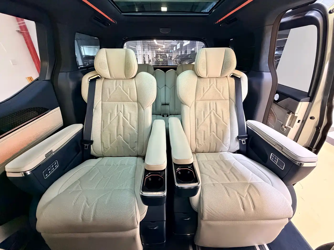 ZEEKR EXTREME KRYPTON 009