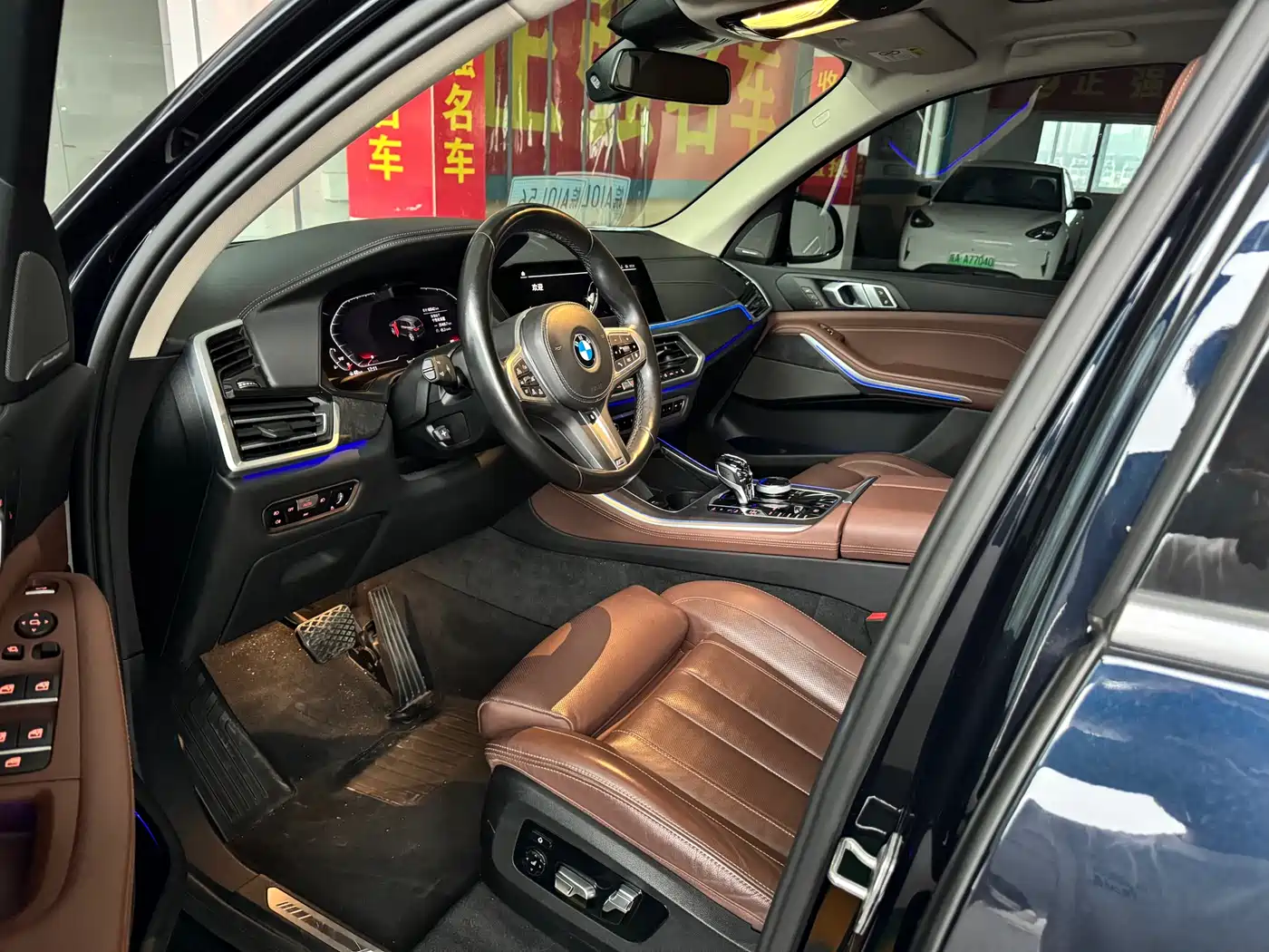 BMW X5 (Import) 2021 Facelift xDrive40i Exclusive M Sport Package фото 13