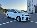 Фото 3 - Kia Pegas