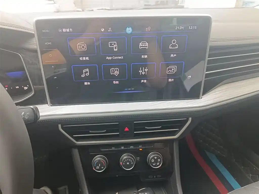 Volkswagen Sagitar 2023 300TSI DSG Surpassing Edition фото 13