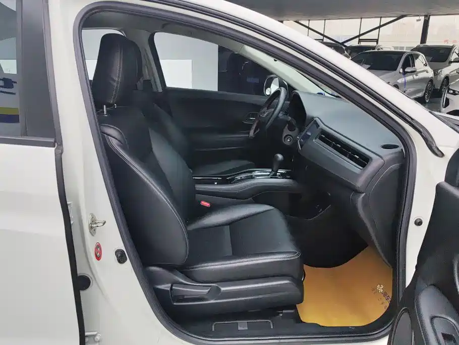 Honda Vezel 2022 2020 220 TURBO CVT Elite