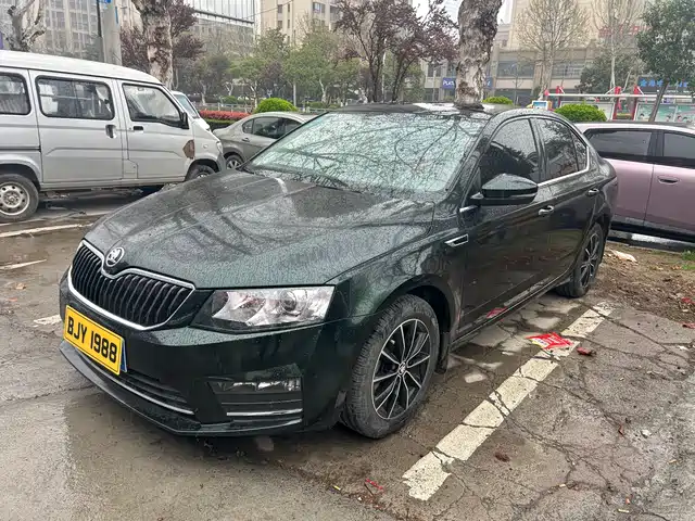 SKODA OCTAVIA