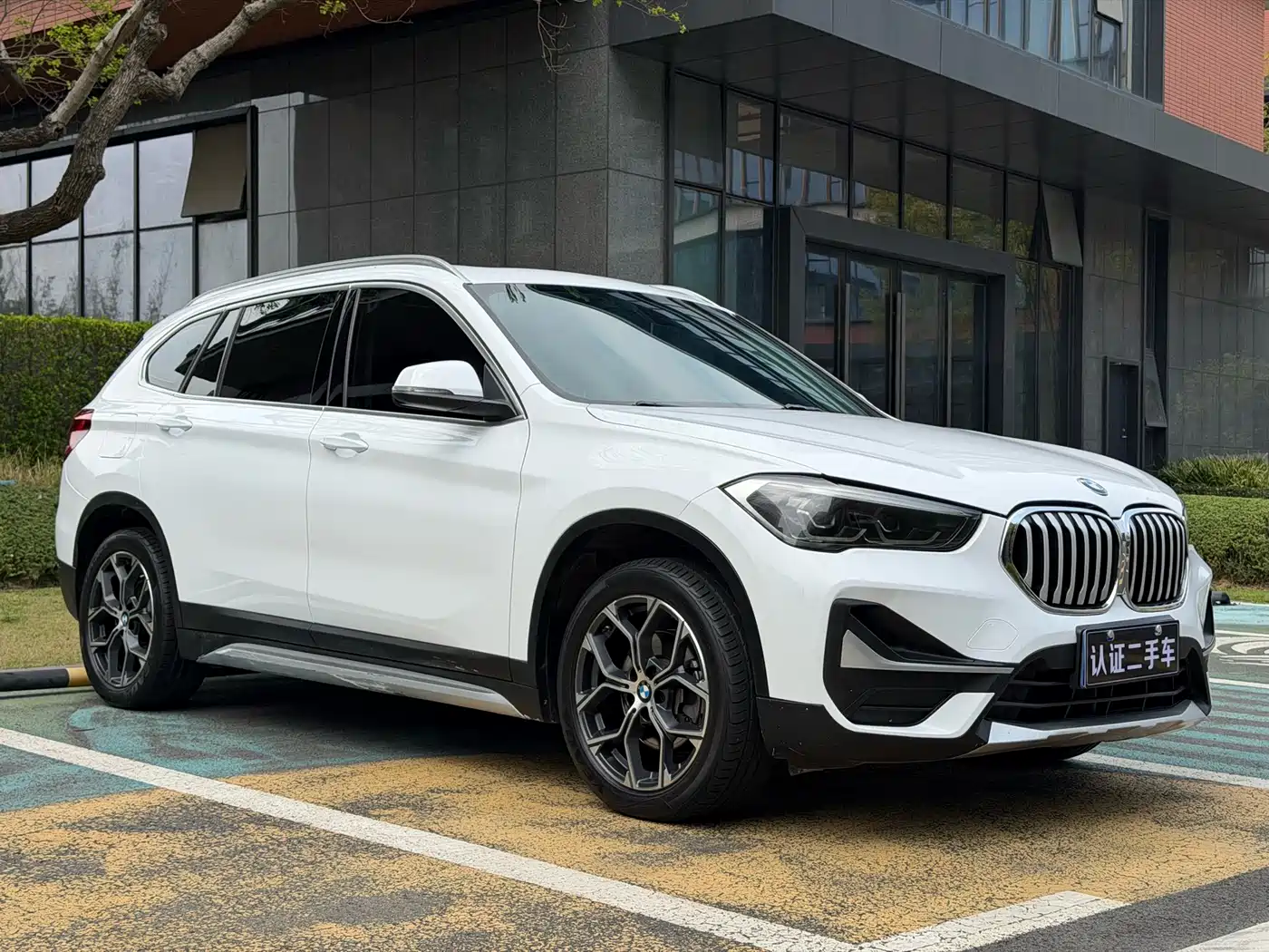 BMW X1 2020 sDrive20Li Fashion Model фото 3