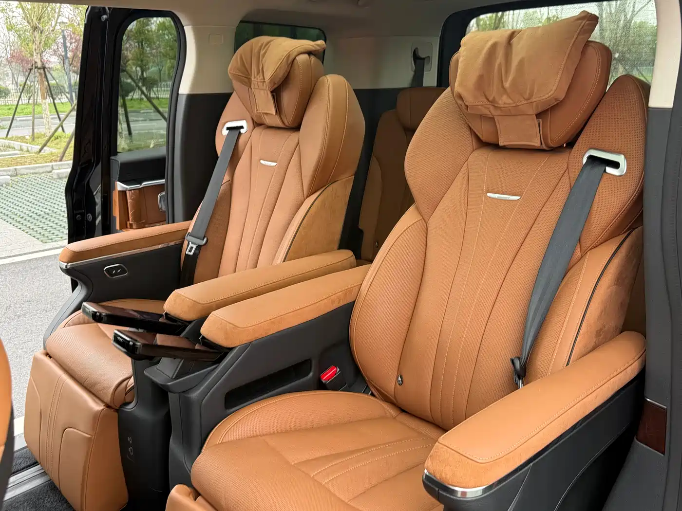 Hongqi HONGQI HQ9 PHEV