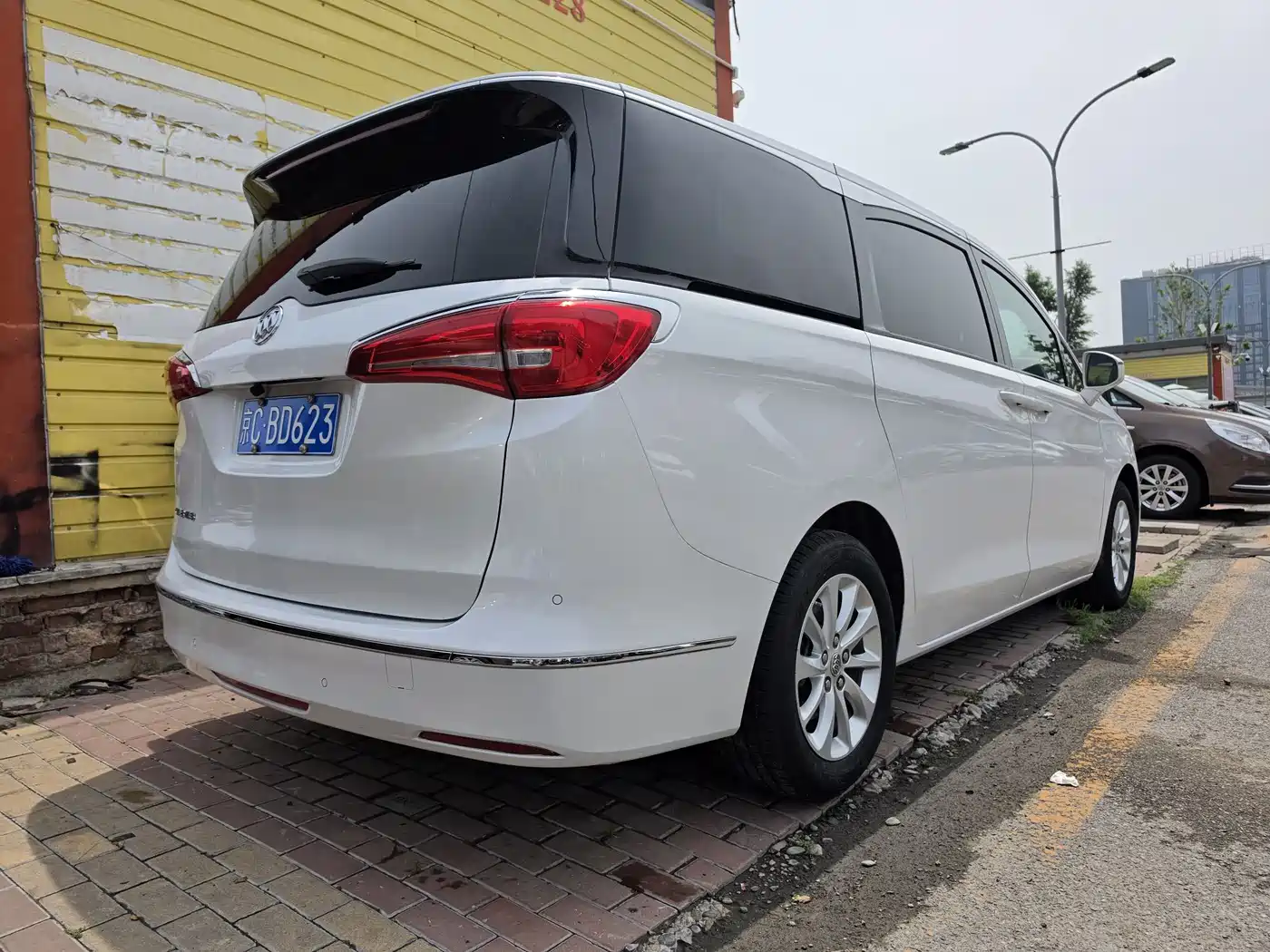 Buick GL8 2017 ES 28T Premium China V фото 14