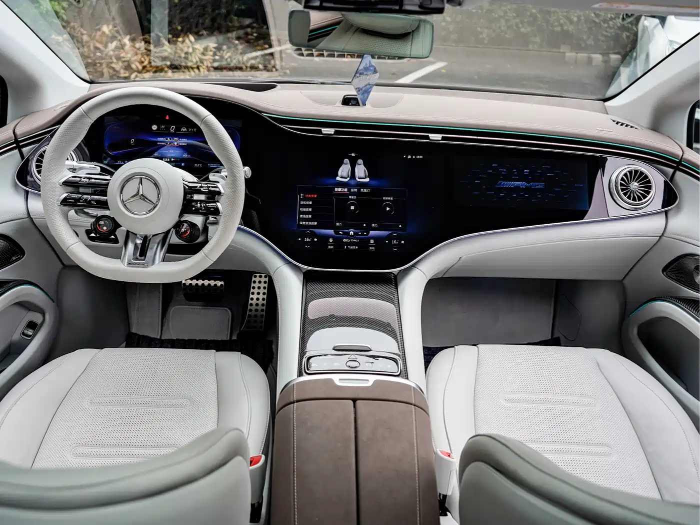 Mercedes-Benz EQS AMG 2023 AMG EQS 53 4MATIC+ фото 13