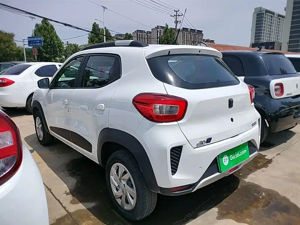 Venucia e30 2022 2021 Elite Edition