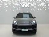 Photo 2 - Porsche Cayenne