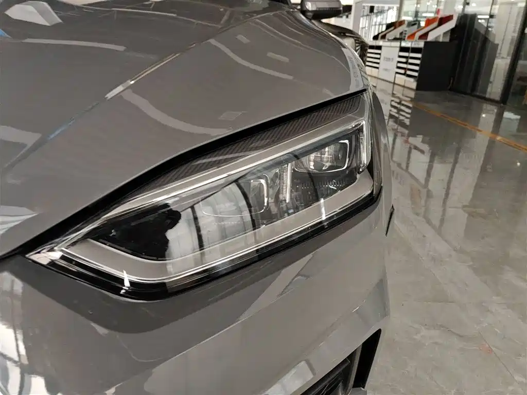 Audi A5 (Import) 2019 Sportback 40 TFSI Fashion фото 24