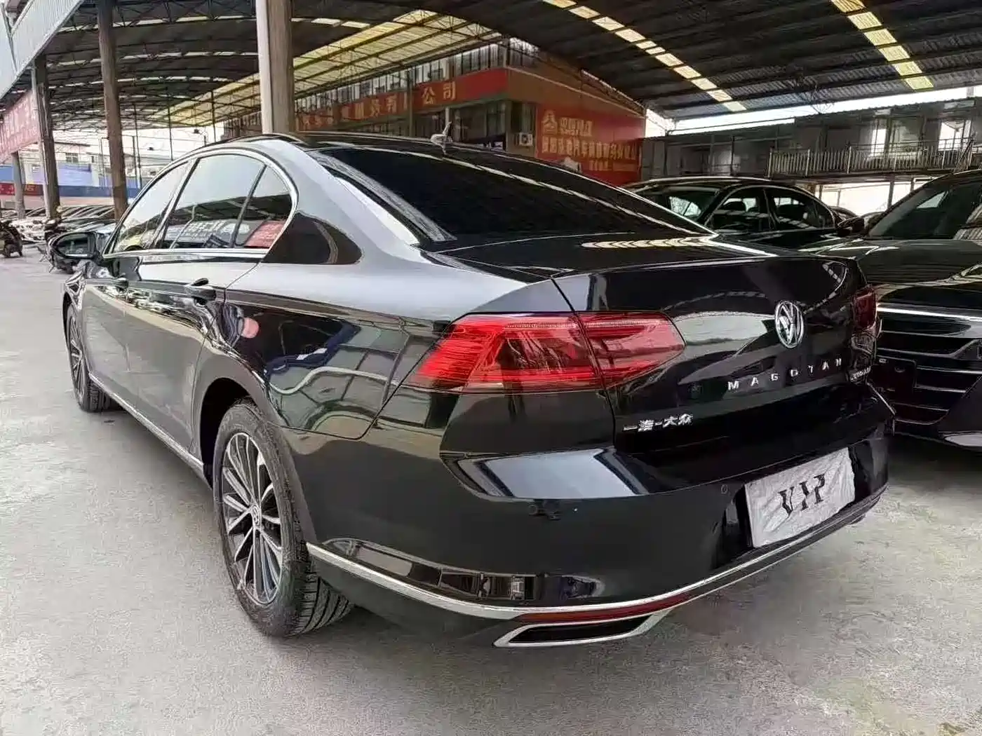 Volkswagen Magotan 2020 330TSI DSG Luxury фото 7
